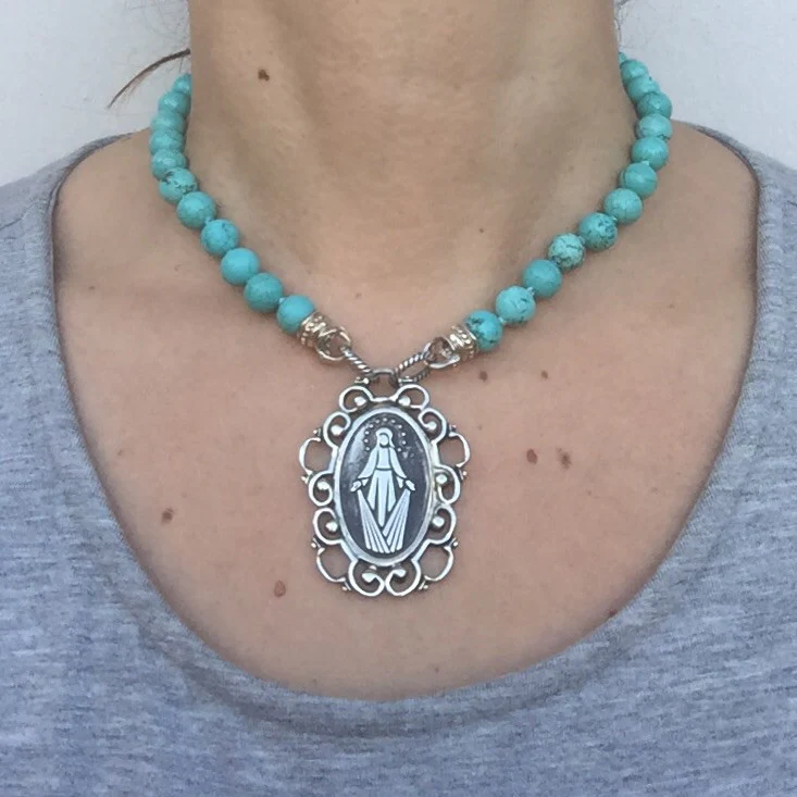 Arabesque Oval Miraculous Medal Pendant - Image 3